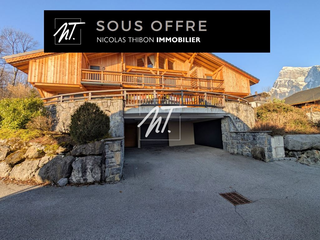 Chalet mitoyen chaleureux sur le coteau Sud de Samoëns