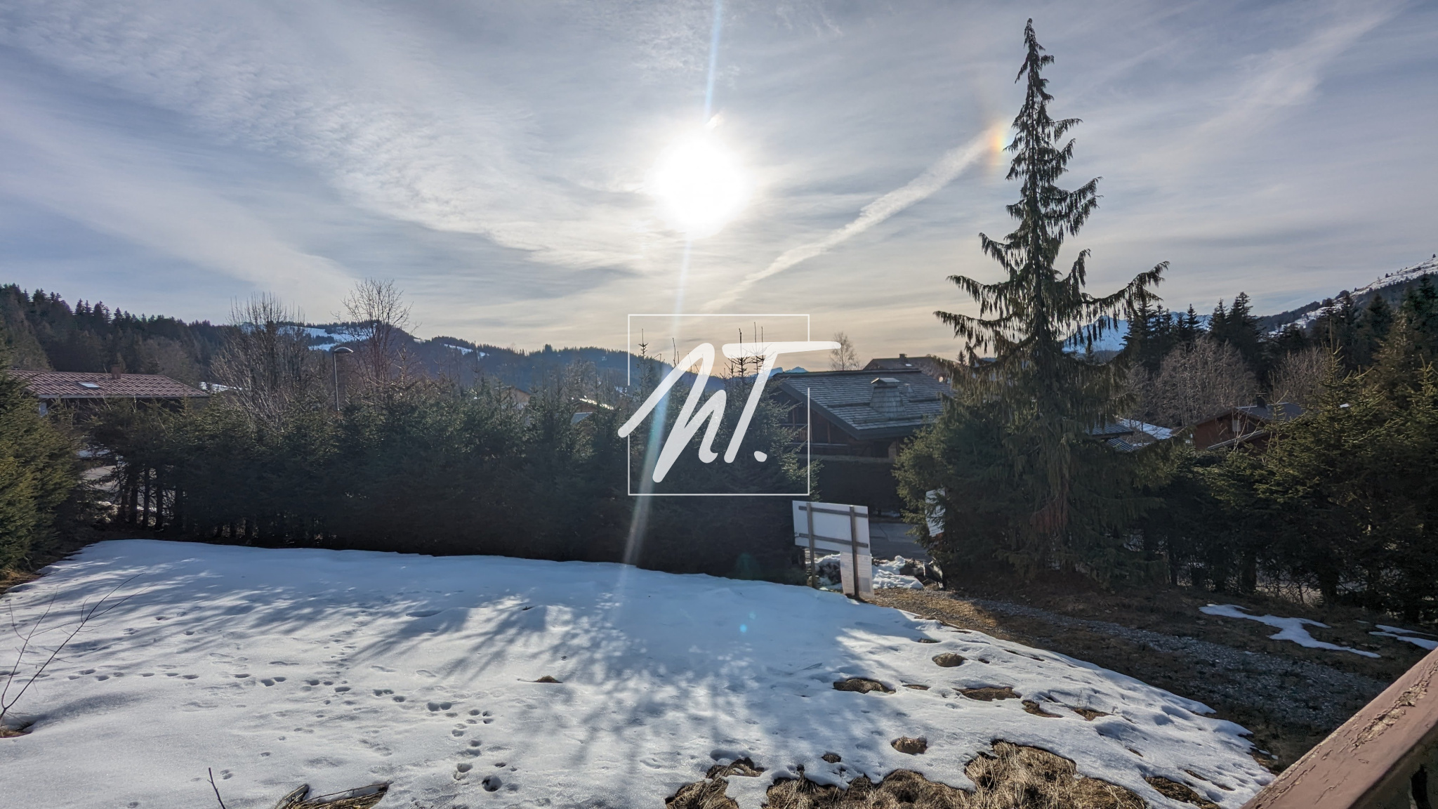 Chalet avec gros potentiel de constructibilité!