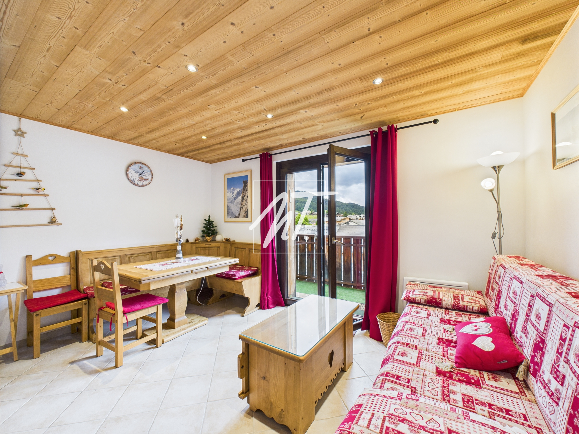 Appartement T3+Mezzanine au cœur du village