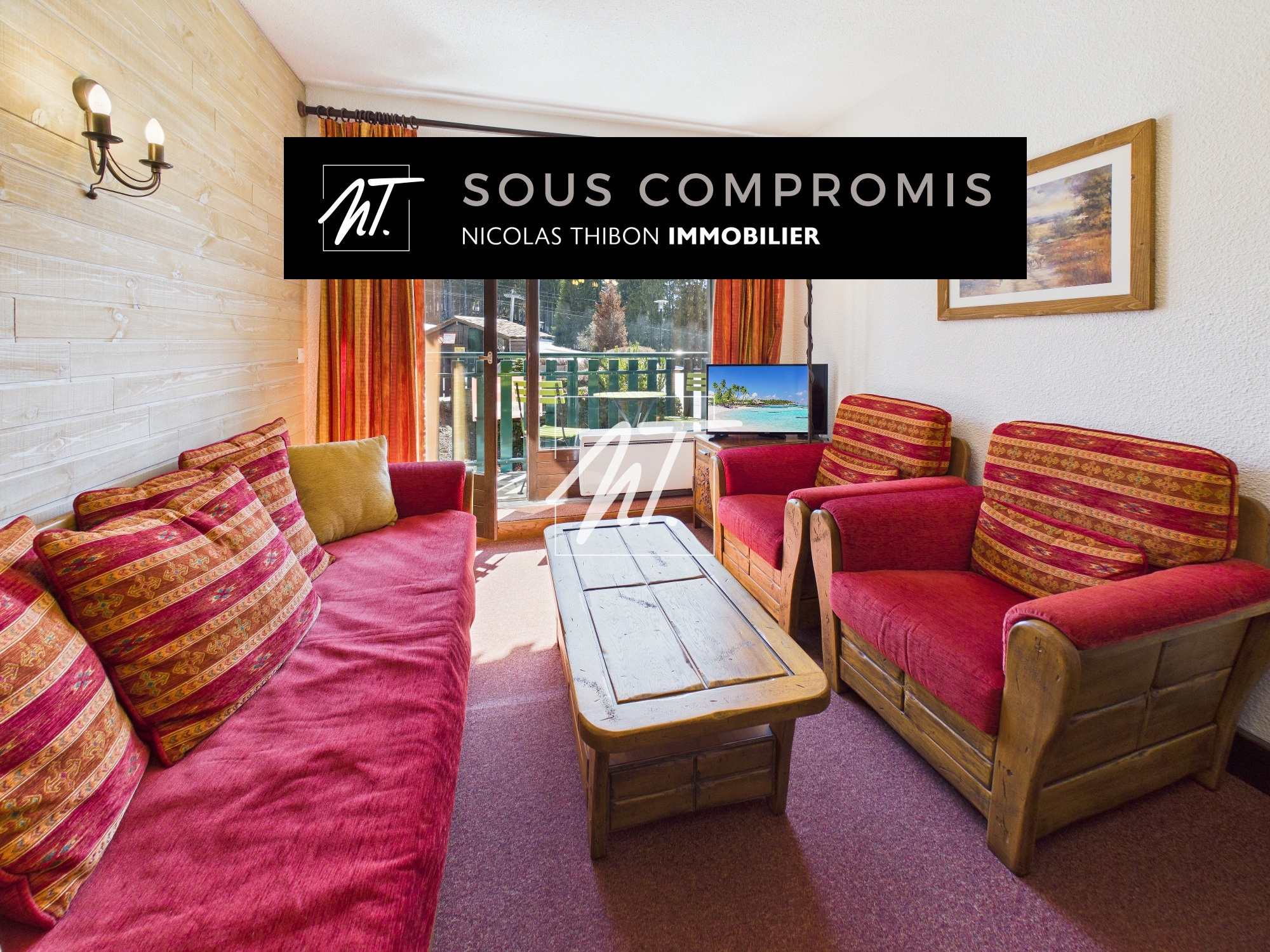 APPARTEMENT A VENDRE - SKIS AUX PIEDS EXPOSITION SUD OUEST