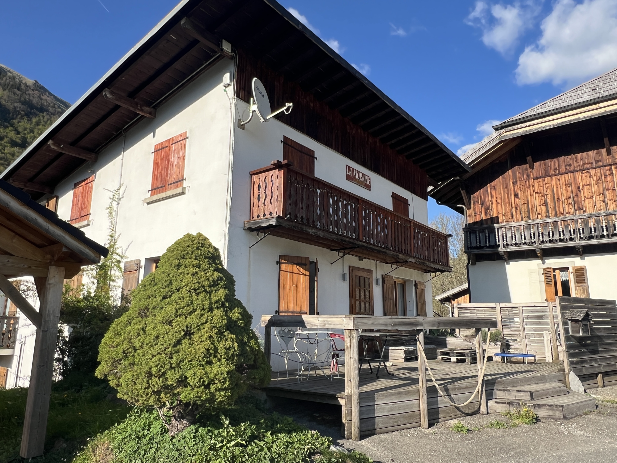 RARE : Appartement lumineux et cosy avec terrasse verdoyante !