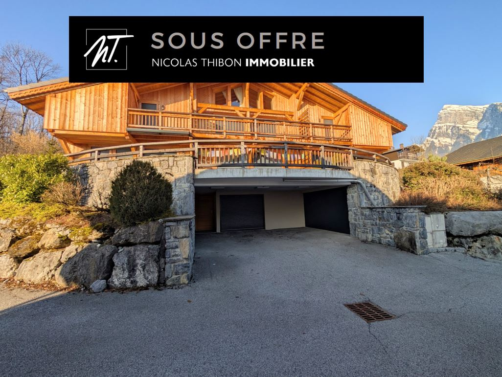 Chalet mitoyen chaleureux sur le coteau Sud de Samoëns