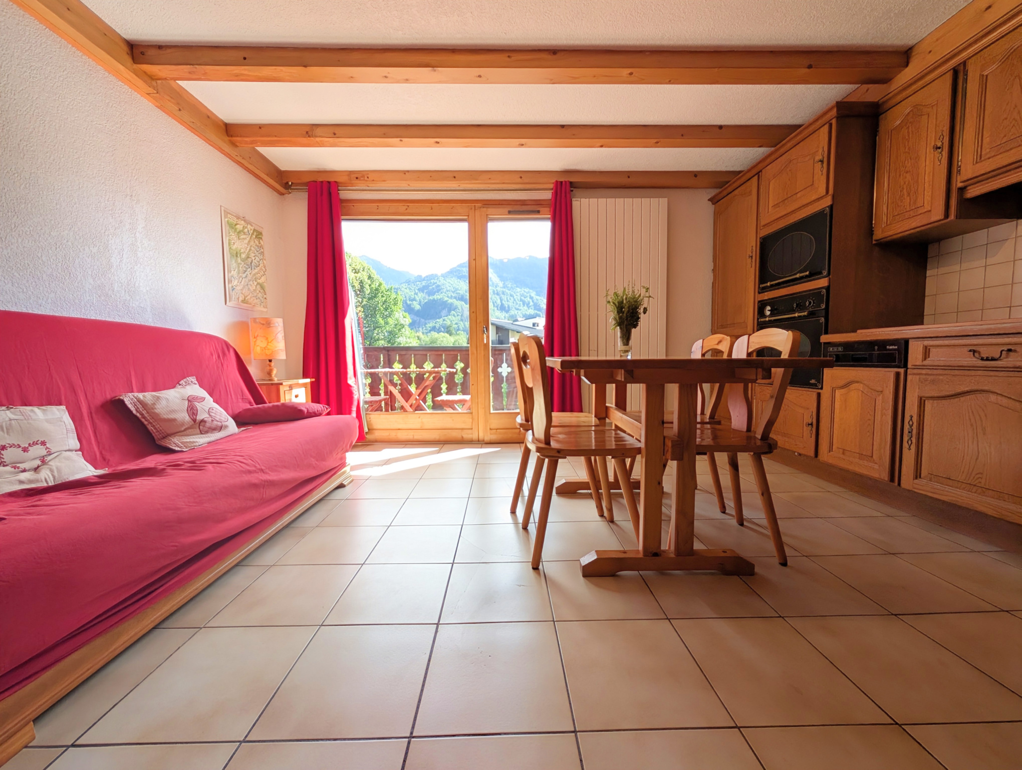 Appartement en dernier étage au centre de Samoëns