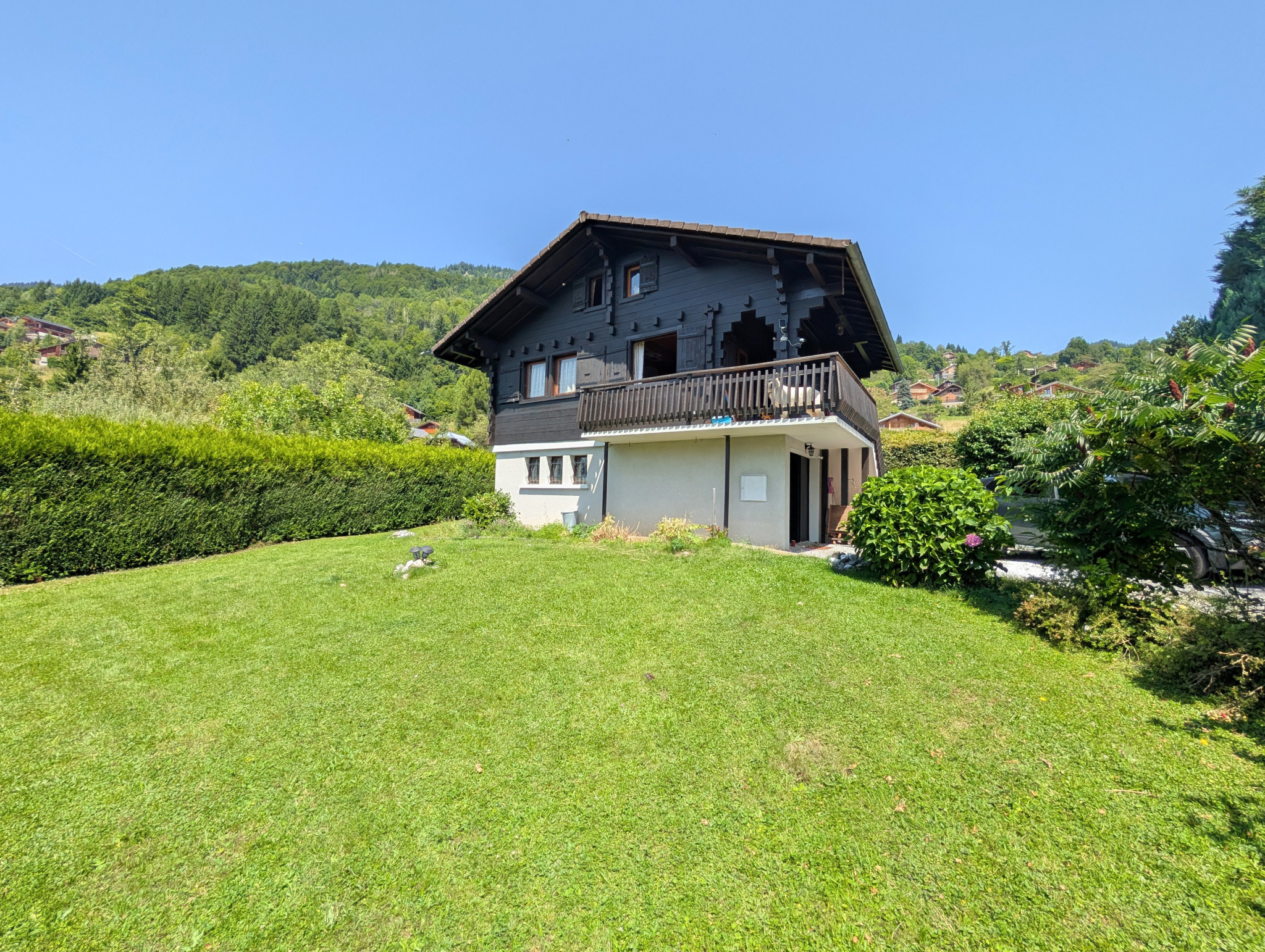 Chalet cosy coteau Sud Verchaix